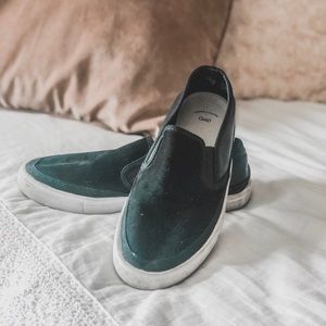 Gap slip on sneakers